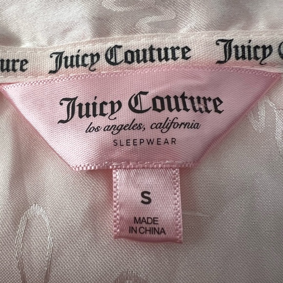 JUICY COUTURE - Silky satin long button down pajama shirt / robe in light pink - Picture 6 of 8